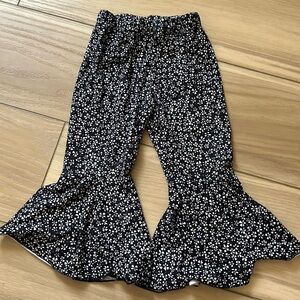 Baileys blossoms daisy bell bottoms 2t
